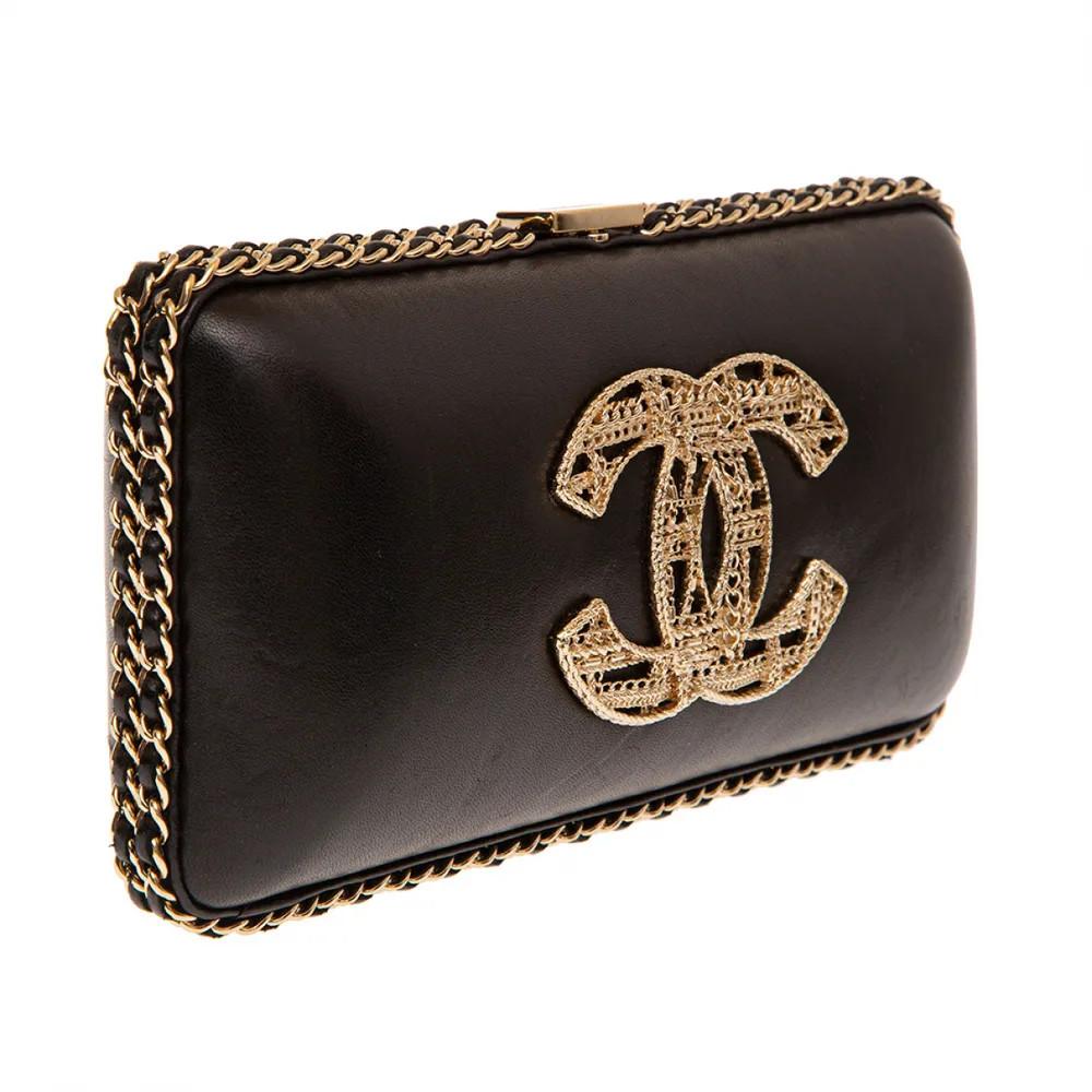 Chanel black leather gold hardware clutch - shoulder bag 3
