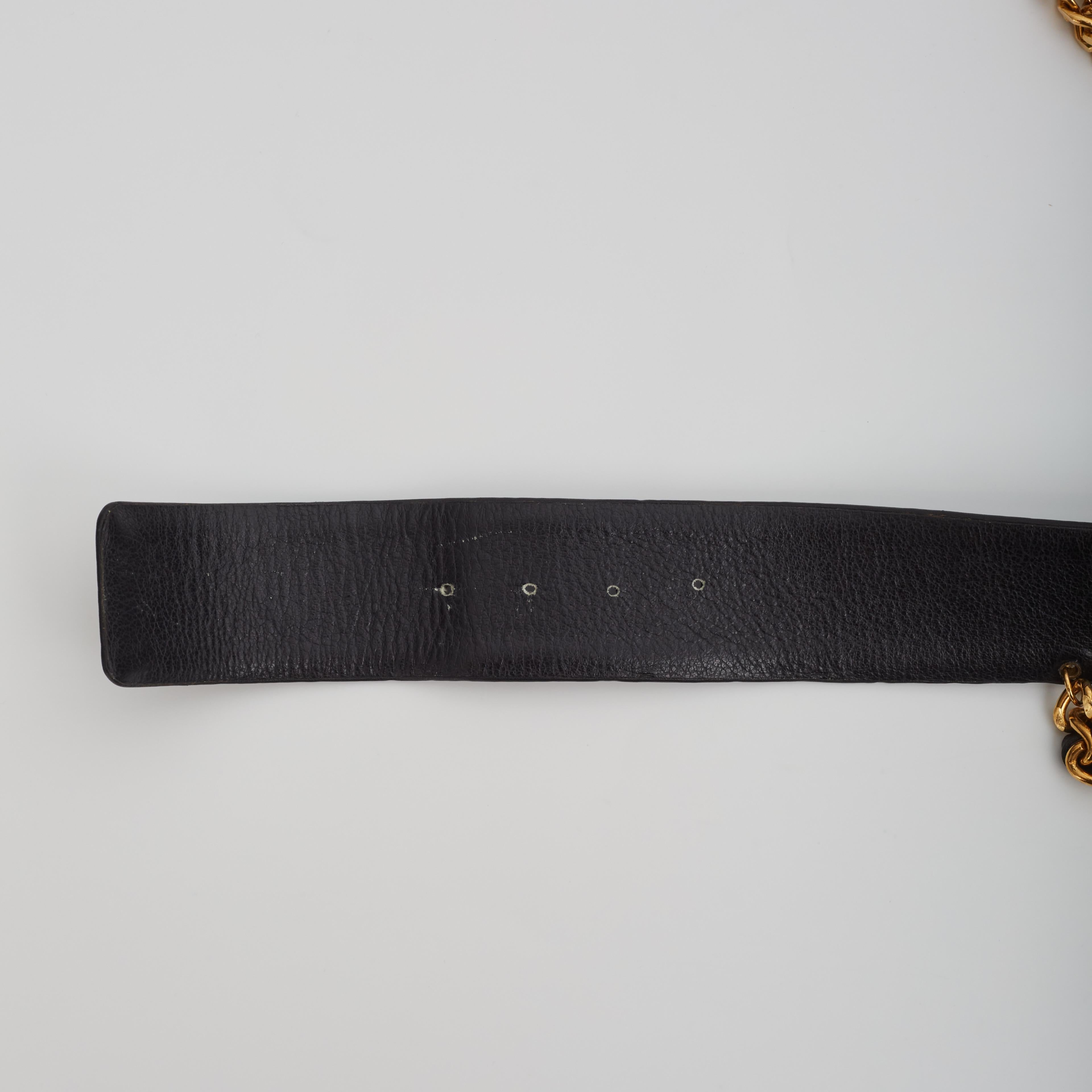 Women's Chanel Black Leather Gold Medallion Charm Long Chain Drop Belt 1992 (Size 65/26)