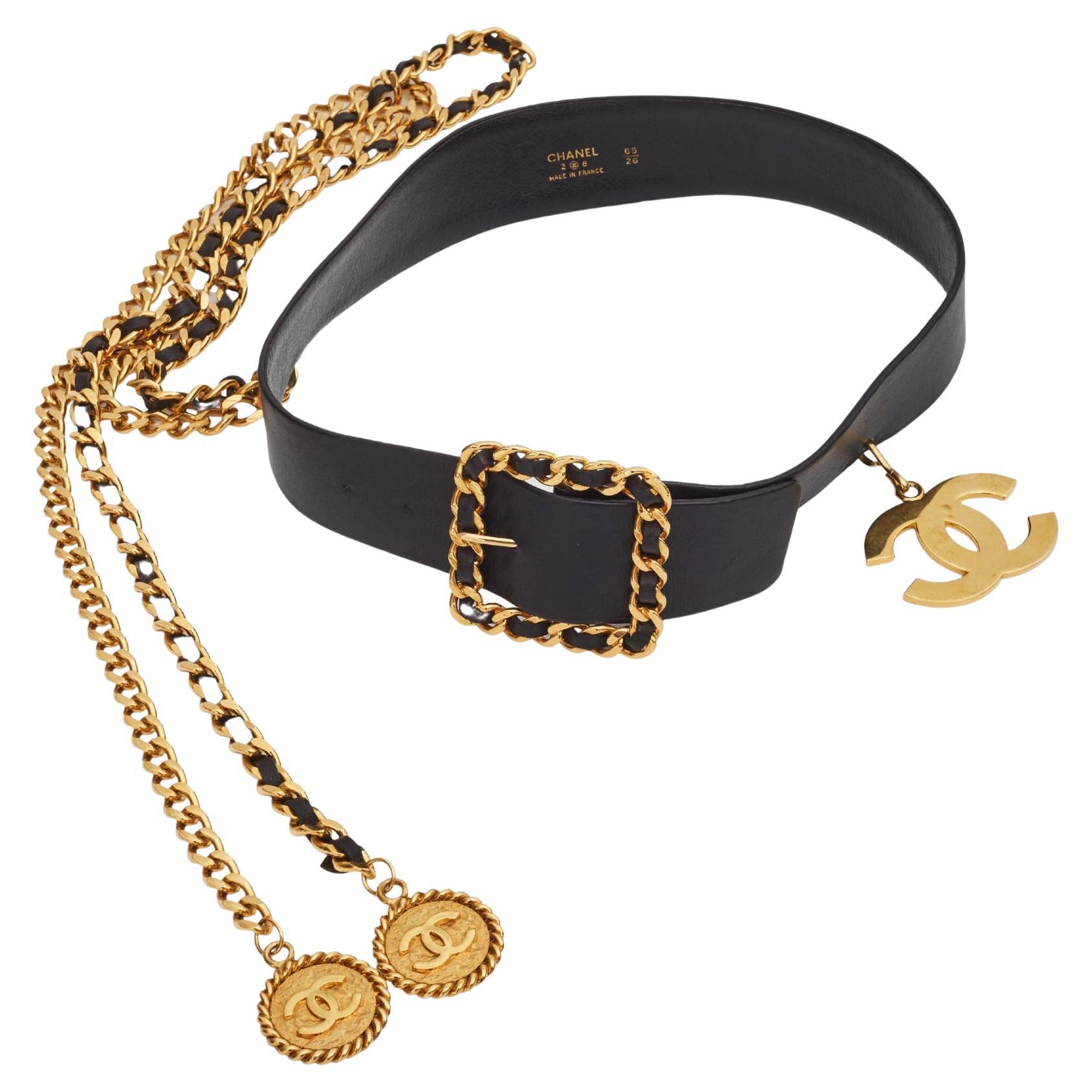 Chanel Black Leather Gold Medallion Charm Long Chain Drop Belt 1992 (Size  65/26) For Sale at 1stDibs