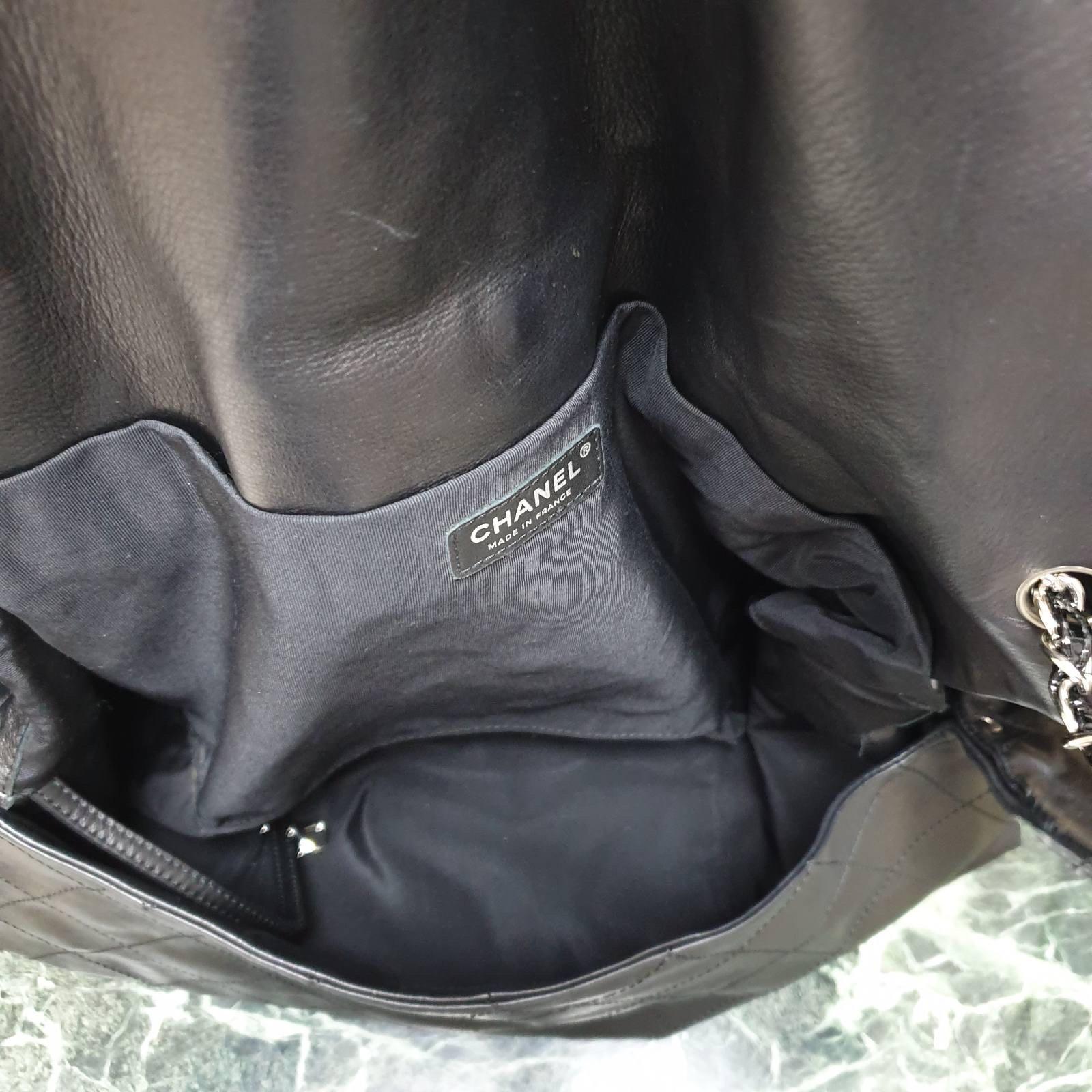 Chanel black Leather Hobo Shoulder Bag 2