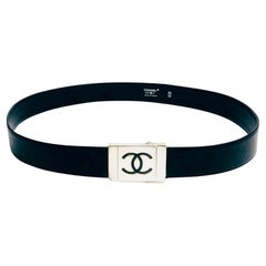 Vintage Chanel Black Leather In Silver Hardware CC Logo Buckle Belt 