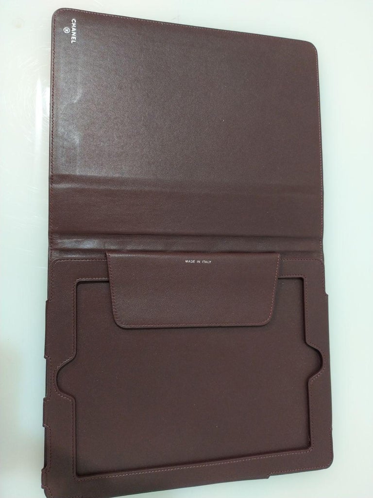 Auth CHANEL Matelasse Patent Leather Enamel iPad Case Leather Black #6654Q