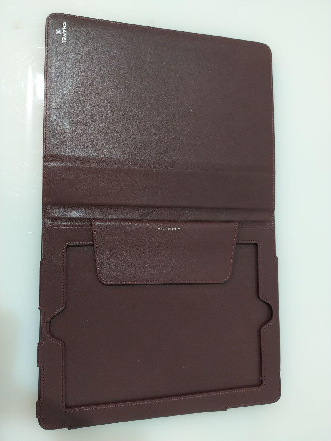 Chanel Black Leather Ipad Case In Good Condition In Gazzaniga (BG), IT
