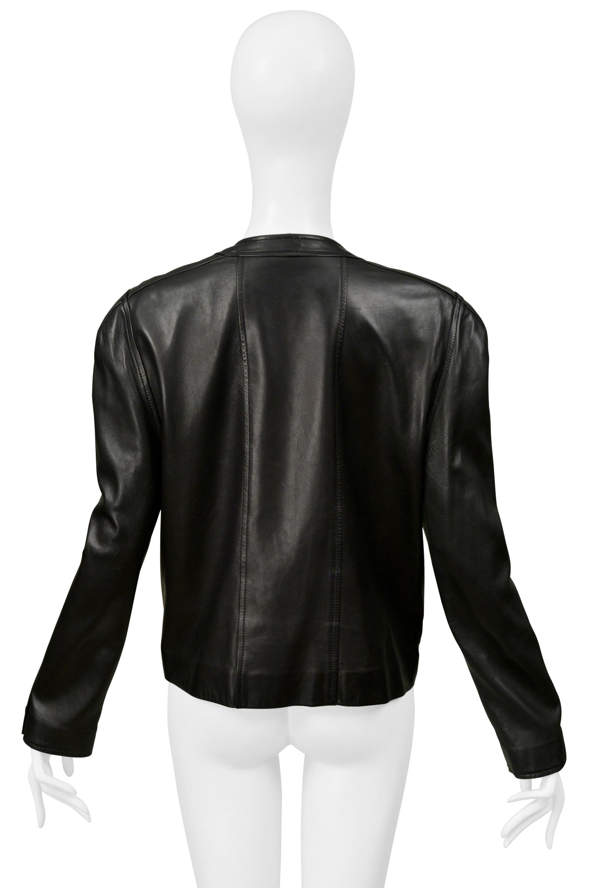 Chanel Chaqueta de piel negra con bolsillos acolchados 1992 en venta 1