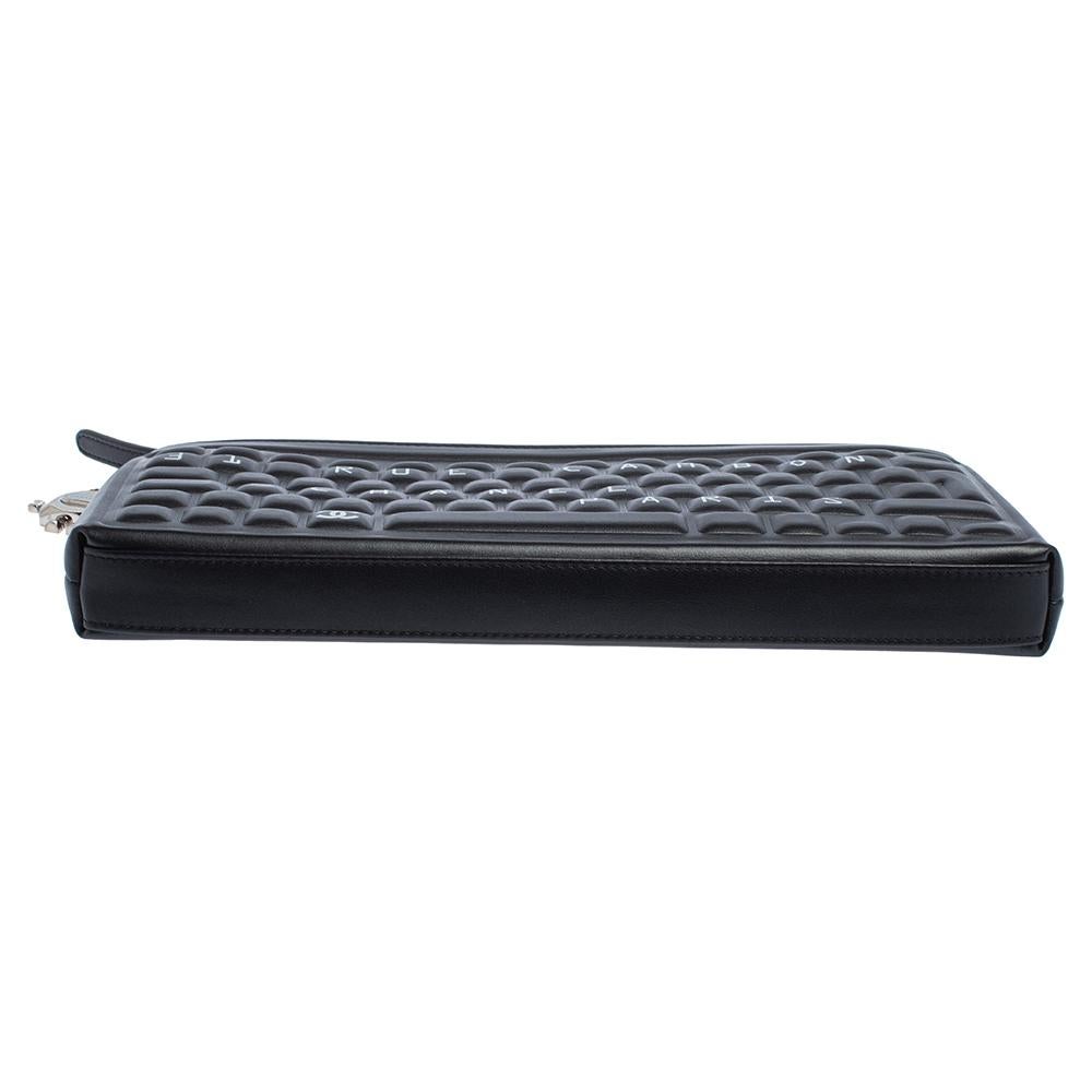Chanel Black Leather Keyboard Clutch In New Condition In Dubai, Al Qouz 2