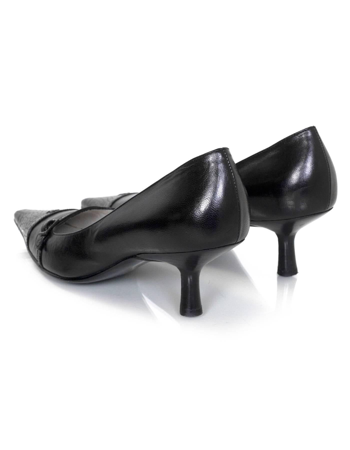 Chanel Black Leather Kitten Heels Sz 37 with Box In Excellent Condition In New York, NY