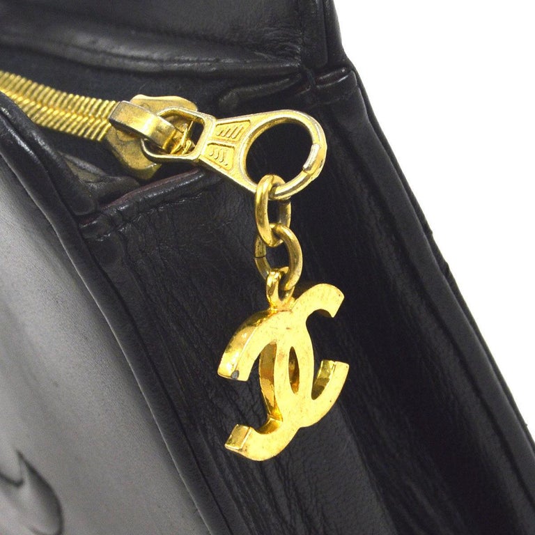 Chanel Black Leather Lambskin Gold Zipper Evening Wristlet Pouch Clutch ...