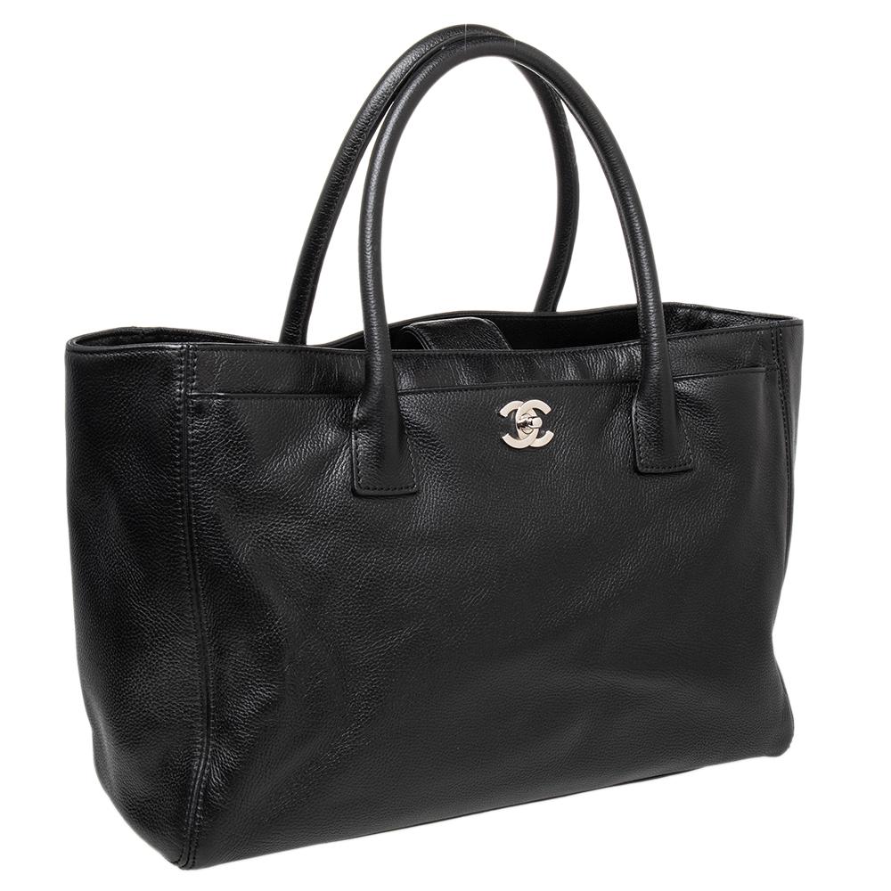 Women's Chanel Black Leather Large Cerf Executive Tote