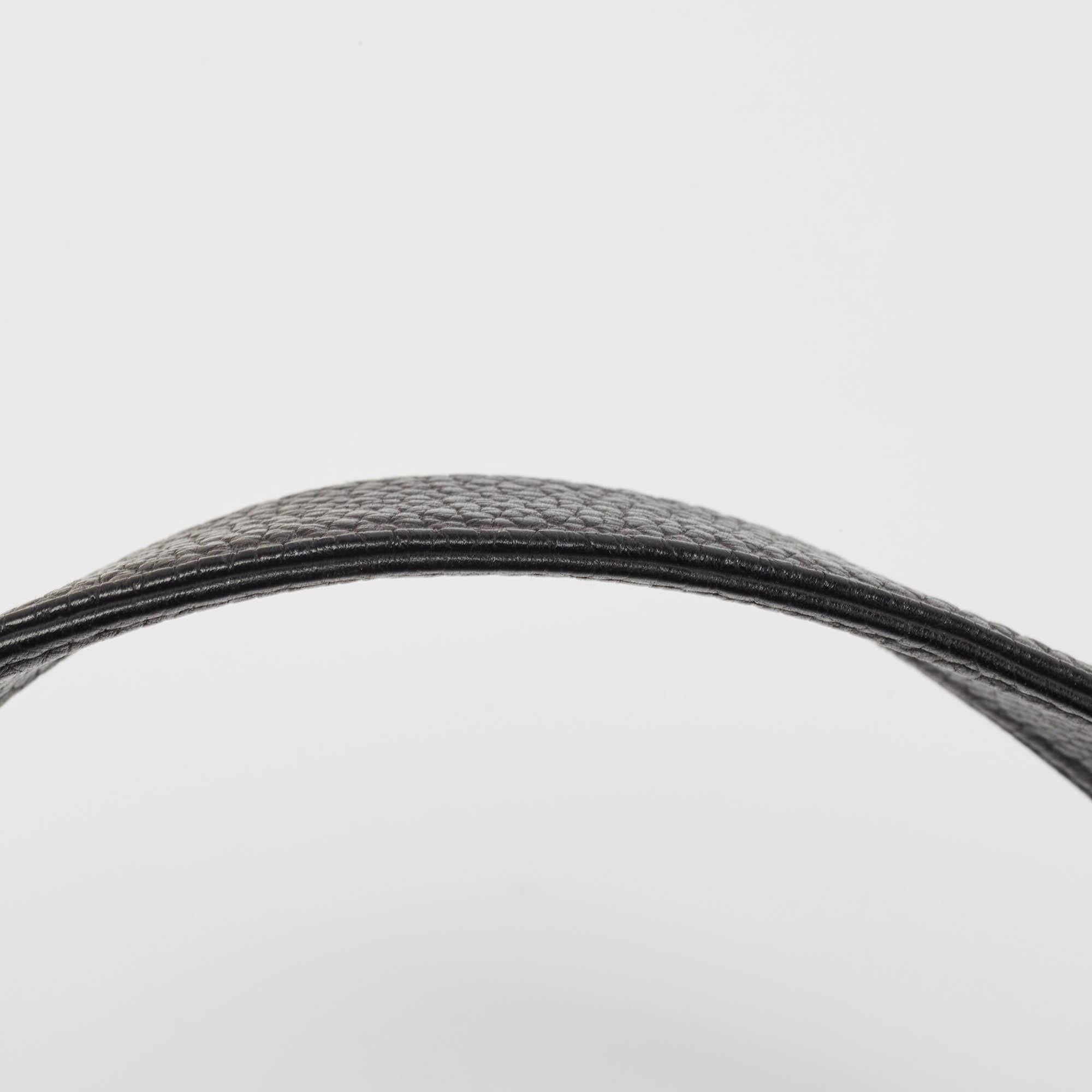 Chanel Black Leather Lax Front Zip Bag 4