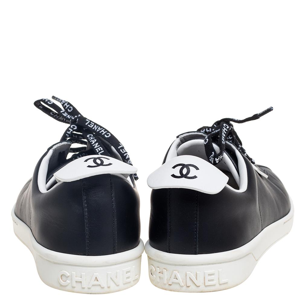 Chanel Black Leather Logo Lace Up CC Low Top Sneakers Size 40 3