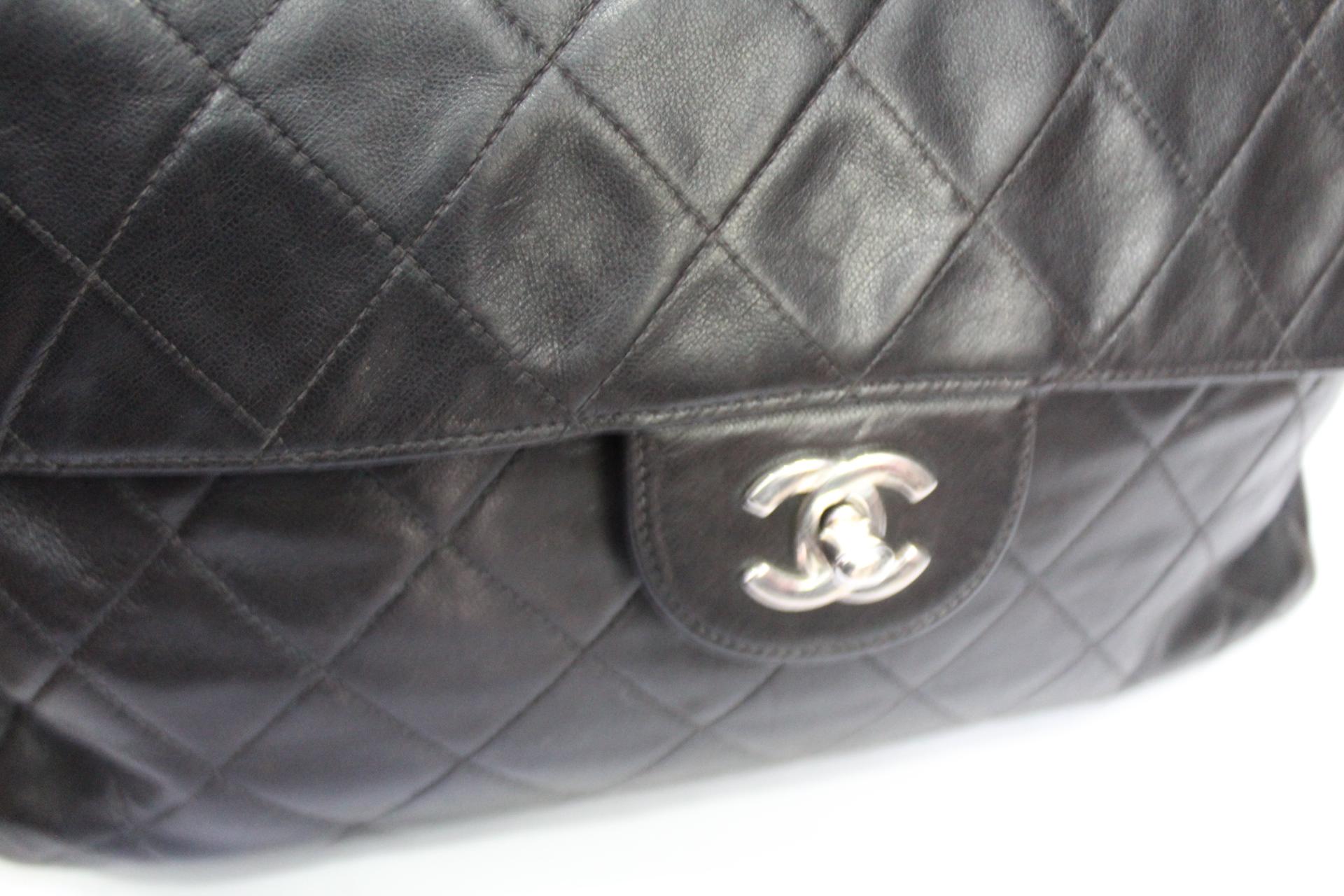Women's Chanel Black Leather Maxi Jumbo Bag