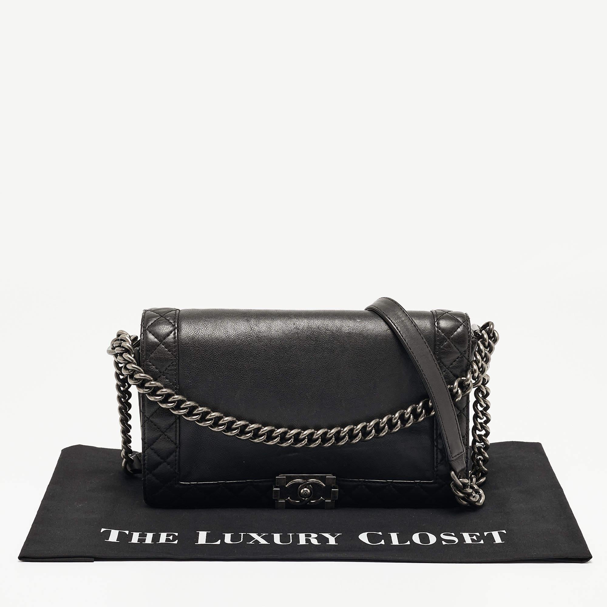 Chanel Black Leather Medium Boy Reverso Bag 14