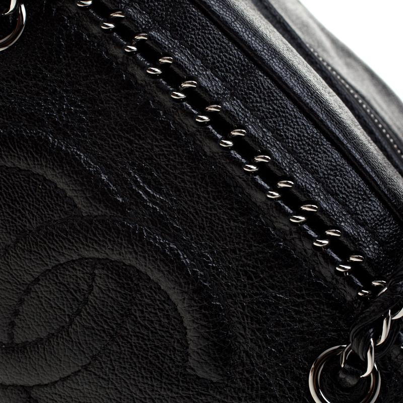 Chanel Black Leather Medium Chain Trim Luxe Ligne Bowler Bag In Excellent Condition In Dubai, Al Qouz 2
