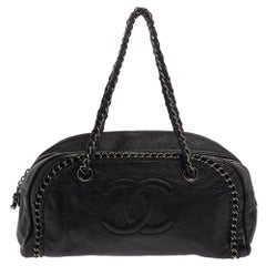 Chanel Black Leather Medium Luxe Ligne Bowler Bag