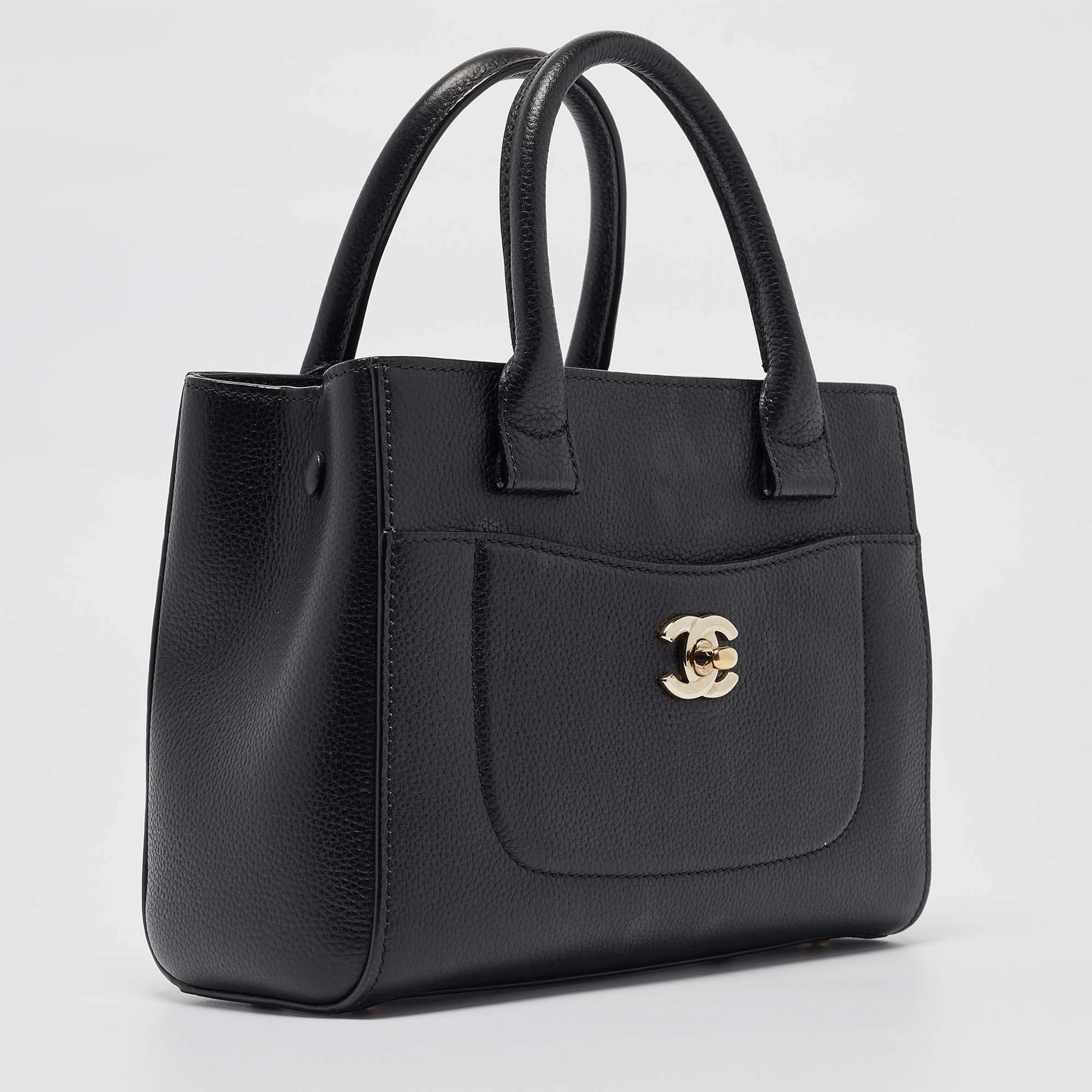 Women's Chanel Black Leather Mini Neo Executive Tote