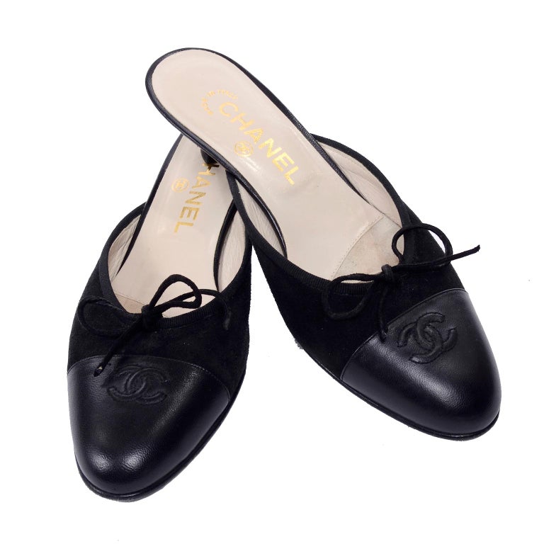Chanel Black Leather Mules W Round Toe and Kitten Heels CC Logo Size 36 at  1stDibs