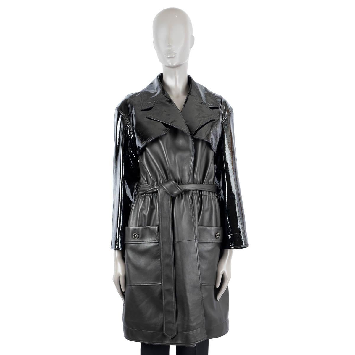 Women's CHANEL black leather & patent 2018 18S TRENCH Coat Jacket 38 S For Sale