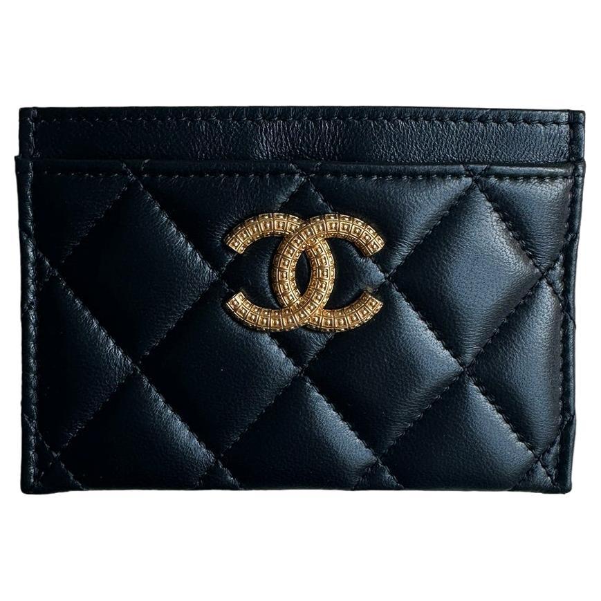 Chanel Black Leather Quilted CC Card Holder For Sale