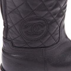 CHANEL black leather quilted CC logo stamp round toe riding boots EU38