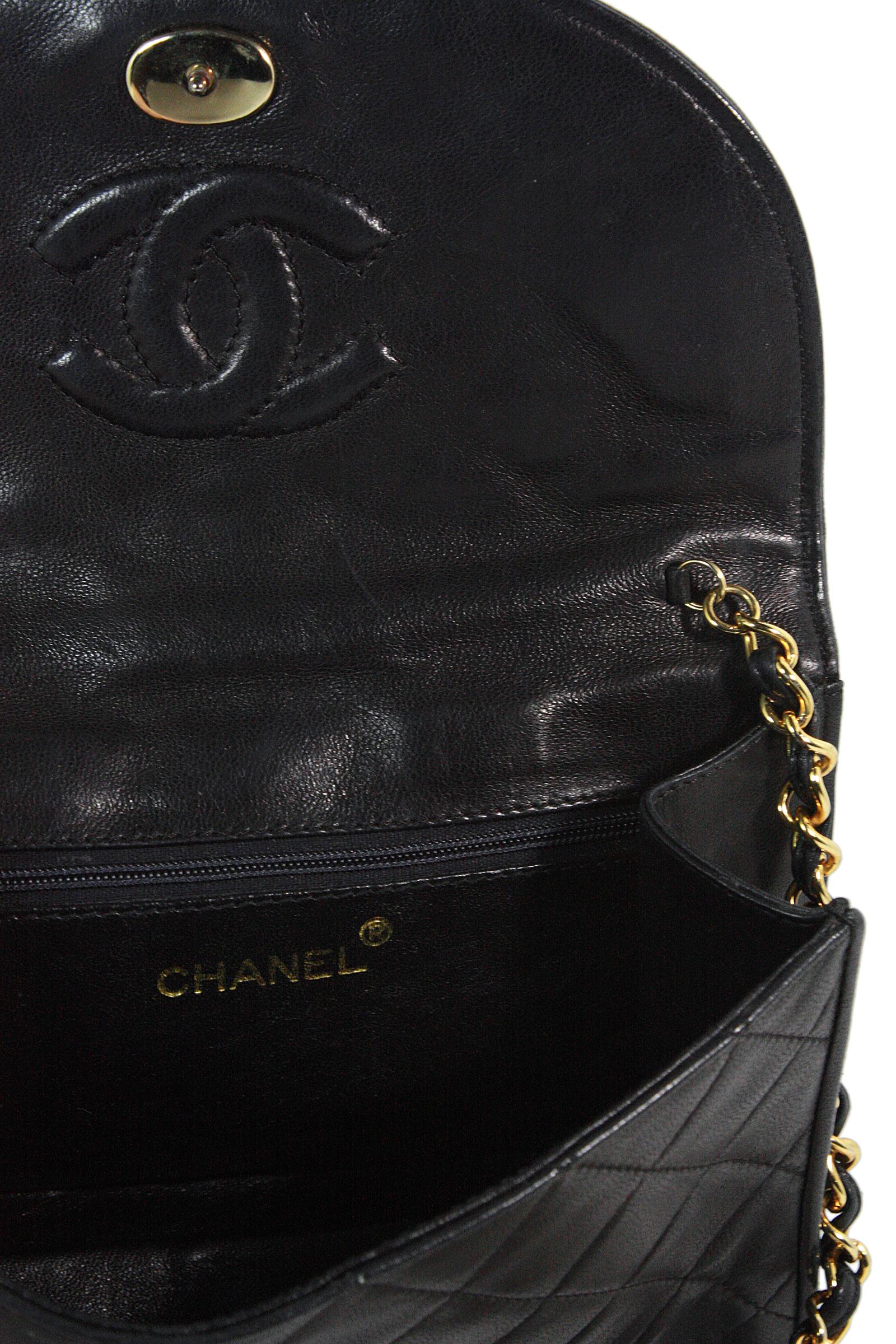 Women's Chanel Black Leather Quilted Crossbody Bag with Tassle For Sale