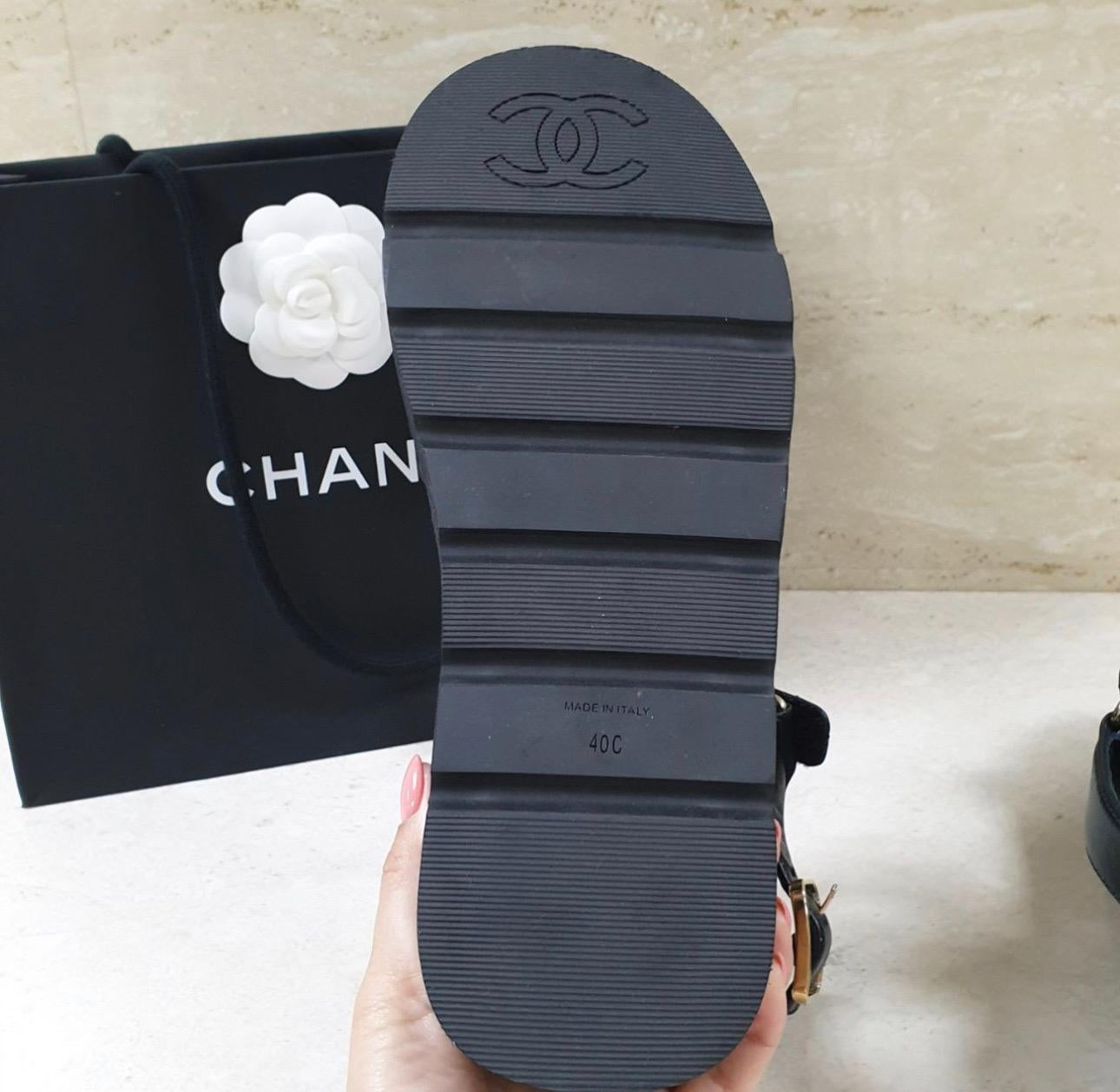 Sz.40
Very good condition.
No box.No dust bag.