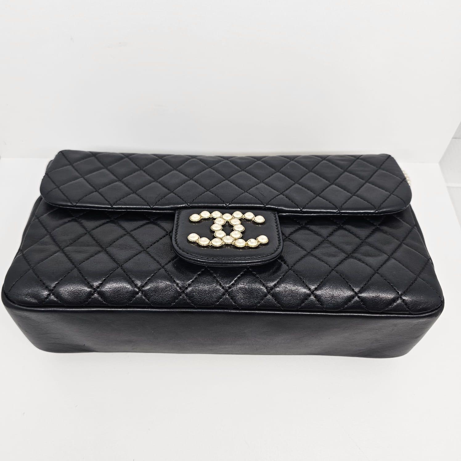 Chanel Black Leather Quilted Medium Westminister Pearl Flap Bag For Sale 3