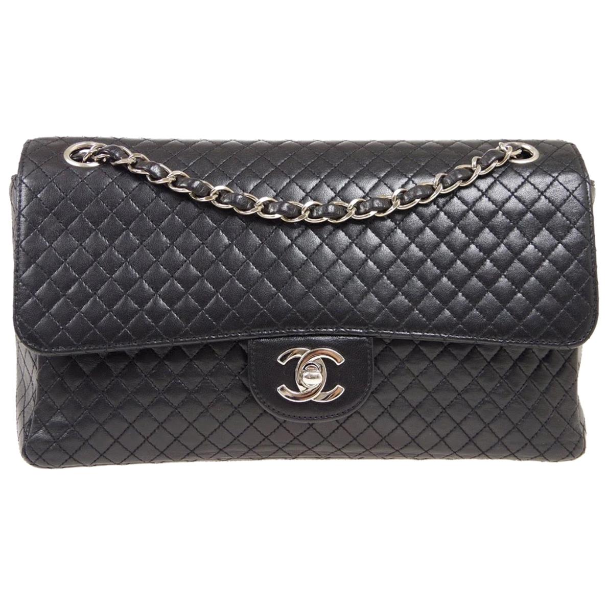 Chanel Black Leather Quilted Silver Medium Evening Shoulder Flap Bag