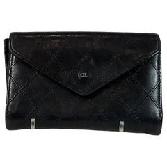 Chanel Portafoglio trapuntato in pelle nera