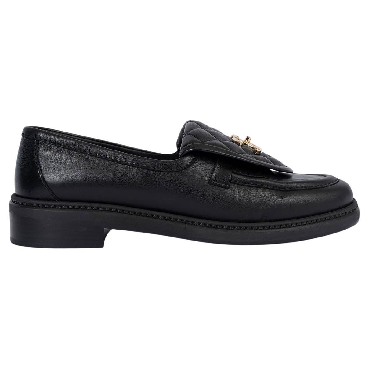 CHANEL black leather REV TURNLOCK Loafers Shoes 39 For Sale