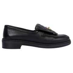CHANEL black leather REV TURNLOCK Loafers Shoes 39