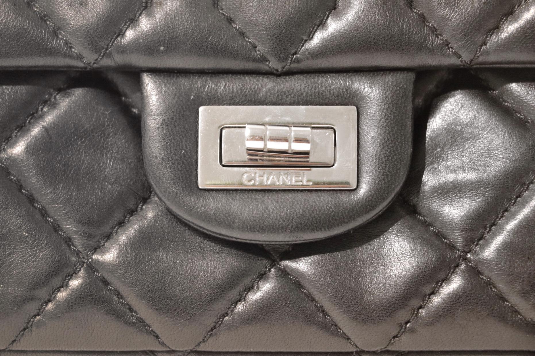 Chanel Black Leather Roll Handle Reissue Clutch In Excellent Condition In Palm Beach, FL