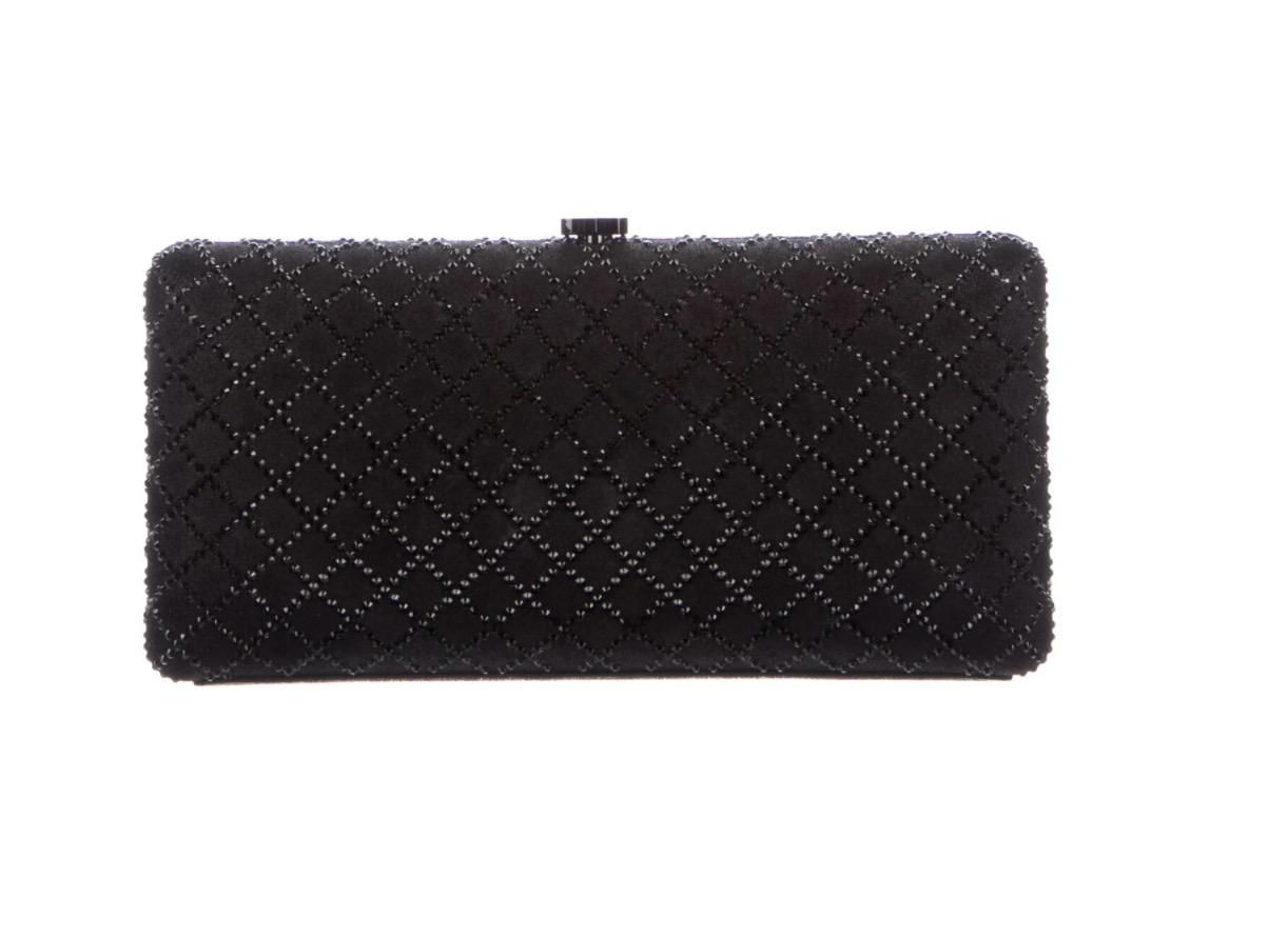 Chanel Black Leather Sequin Kisslock Silver Chain Evening Shoulder Clutch Bag In Excellent Condition In Chicago, IL