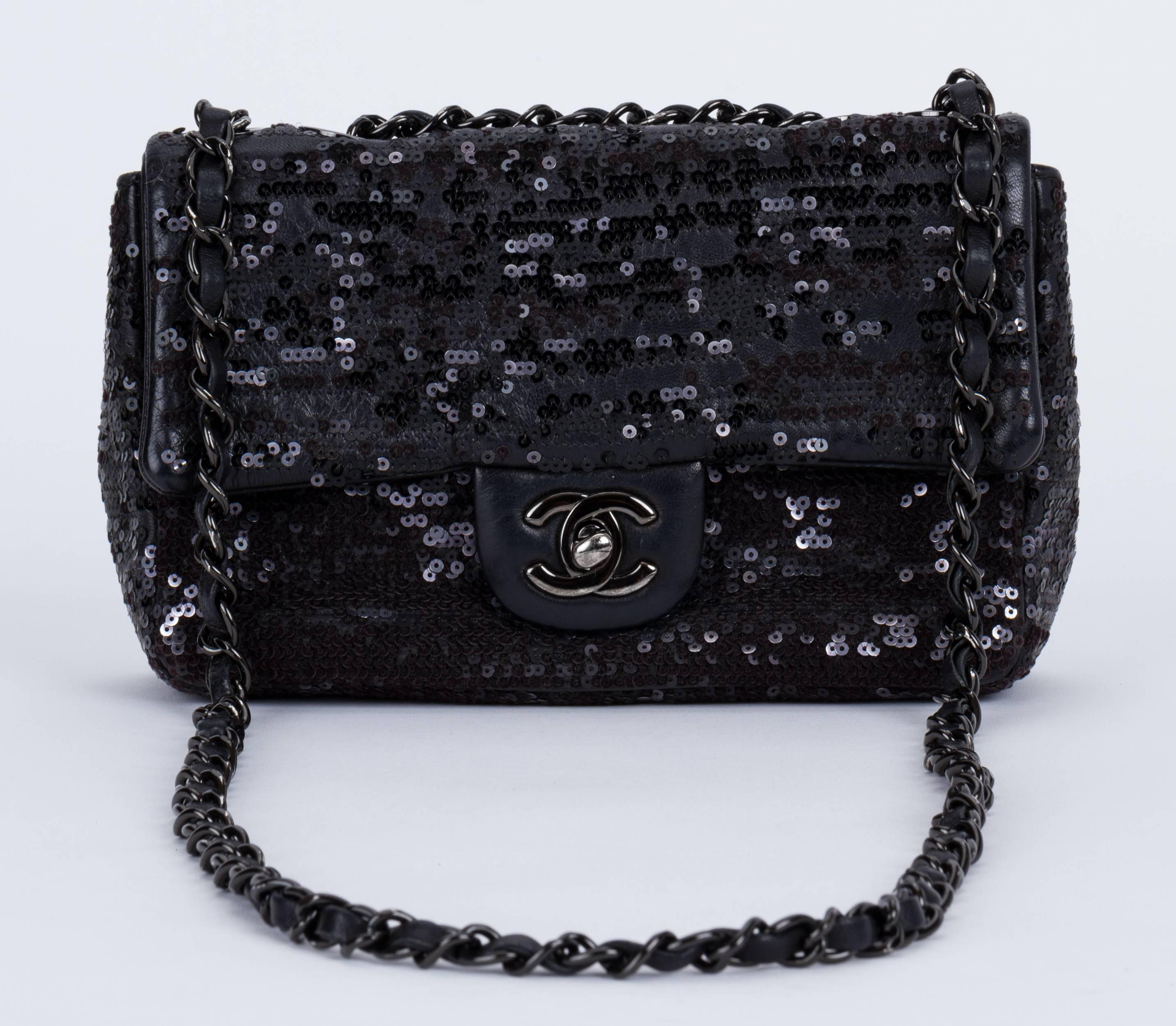 Chanel Black Leather Sequins Handbag 2