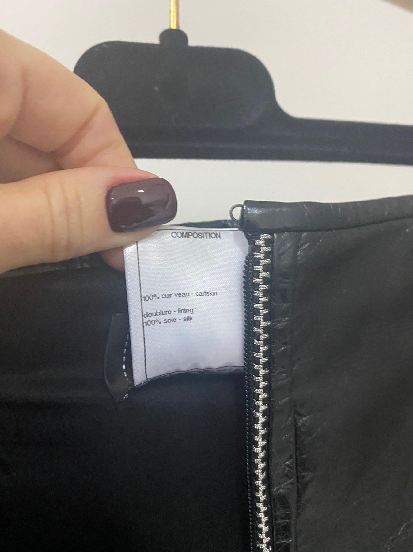 Chanel Black Leather Shorts In Good Condition In Krakow, PL