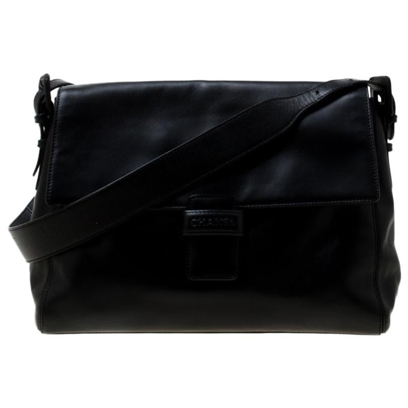 Chanel Black Leather Shoulder Bag