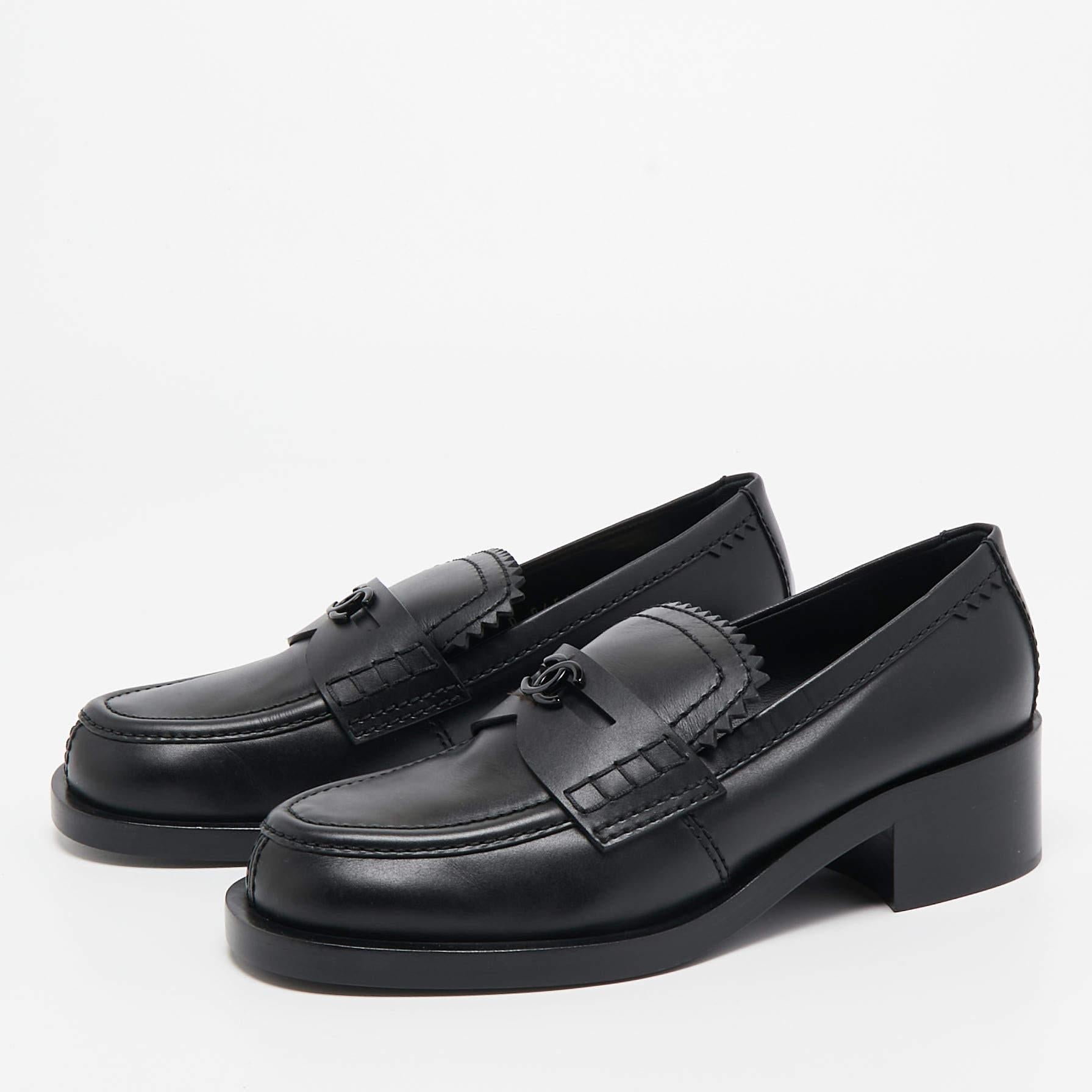 Chanel Black Leather Slip On Loafers Size 38.5 2