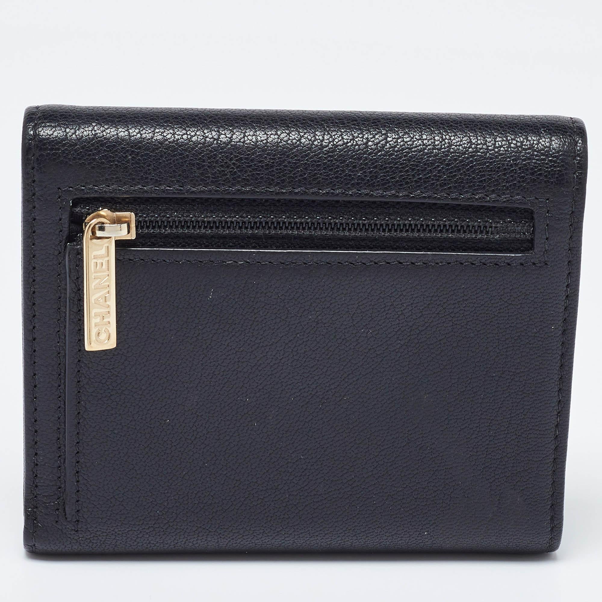Chanel Black Leather Timeless CC Flap Trifold Wallet For Sale 2