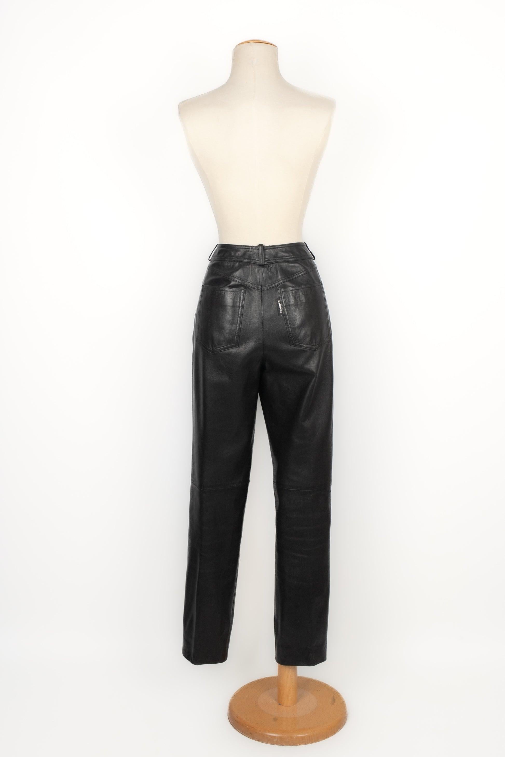 Chanel Black Leather Trousers In Good Condition For Sale In SAINT-OUEN-SUR-SEINE, FR