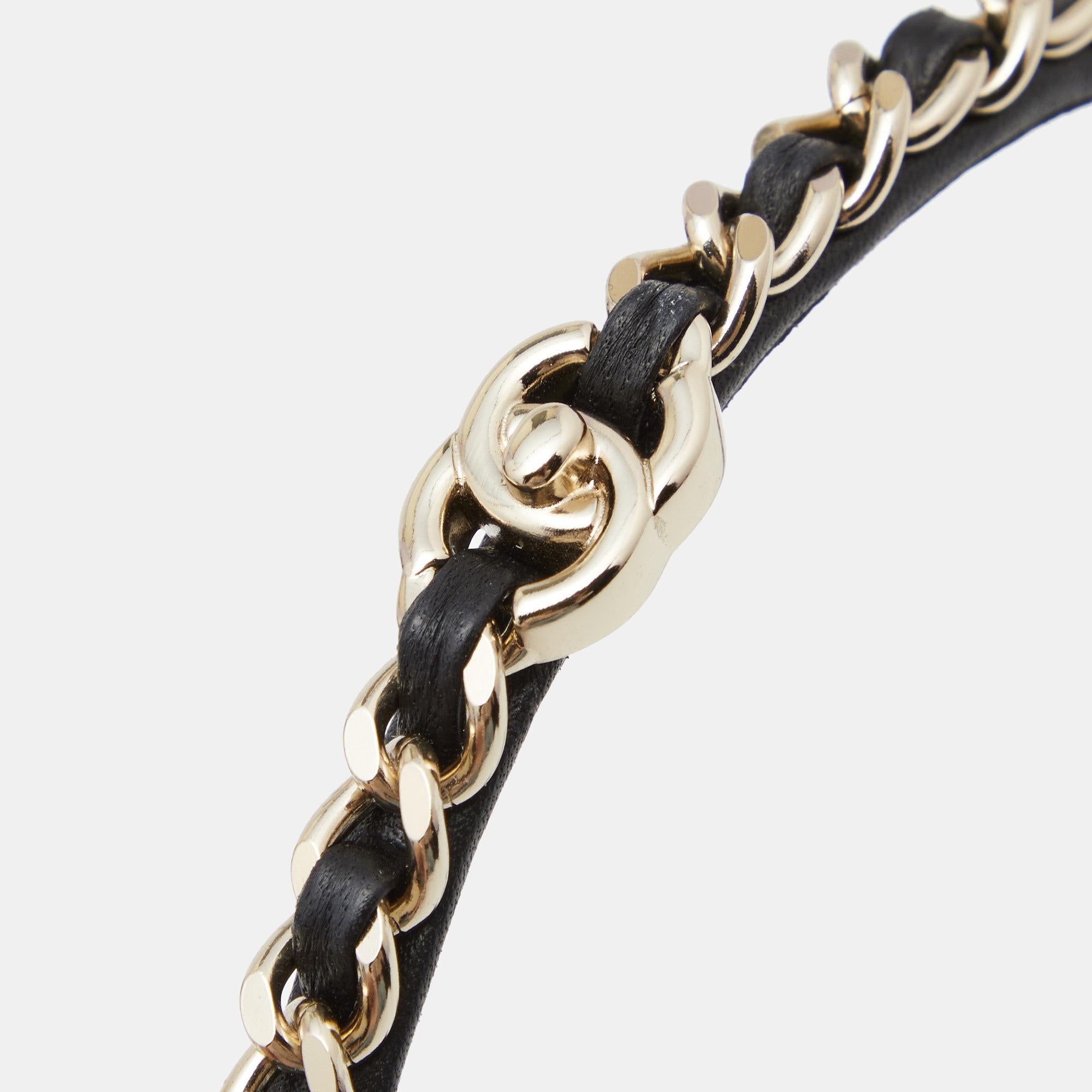 Chanel Black Leather Turnlock Chain Link Headband In Good Condition In Dubai, Al Qouz 2