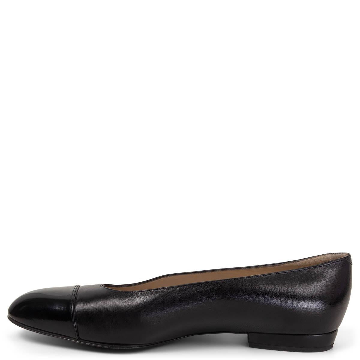 Black CHANEL black leather VINTAGE Ballet Flats Shoes 39