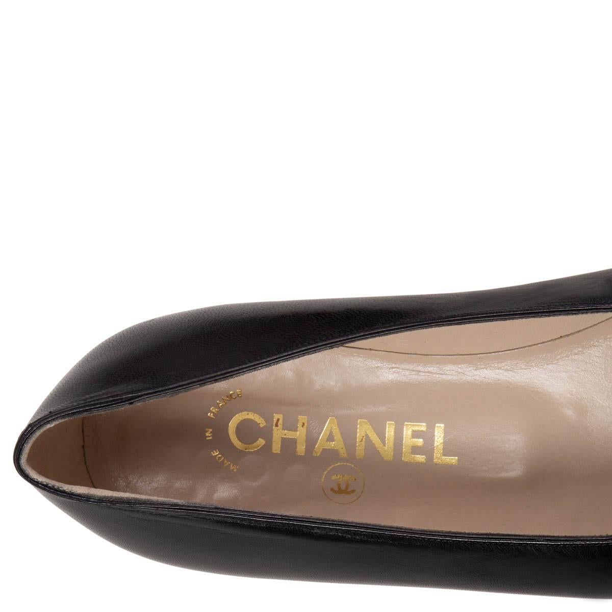 CHANEL black leather VINTAGE Ballet Flats Shoes 39 2
