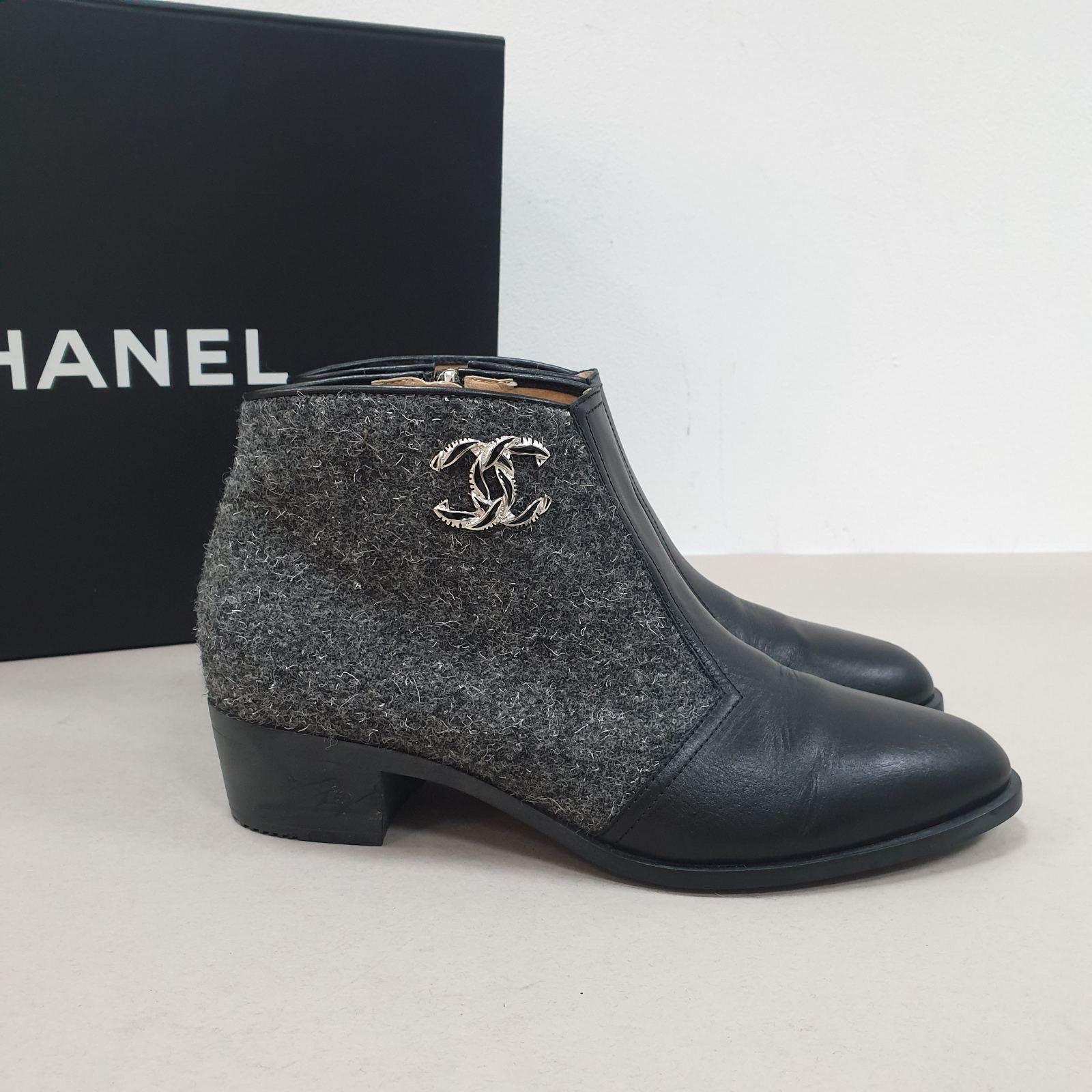 Chanel Black Leather Wool CC Logo Ankle Boots Booties For Sale 1