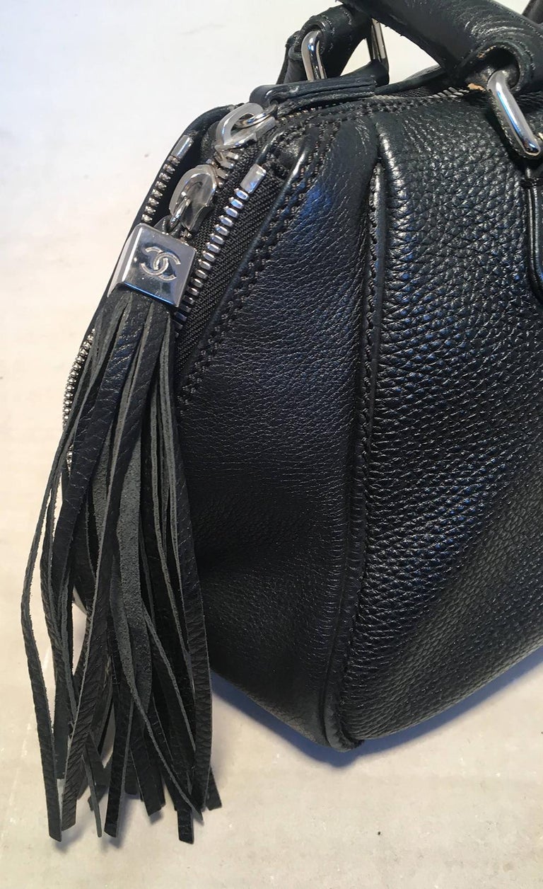 Chanel Black Leather Zip and Tassel Pull Tote Bag For Sale at 1stdibs