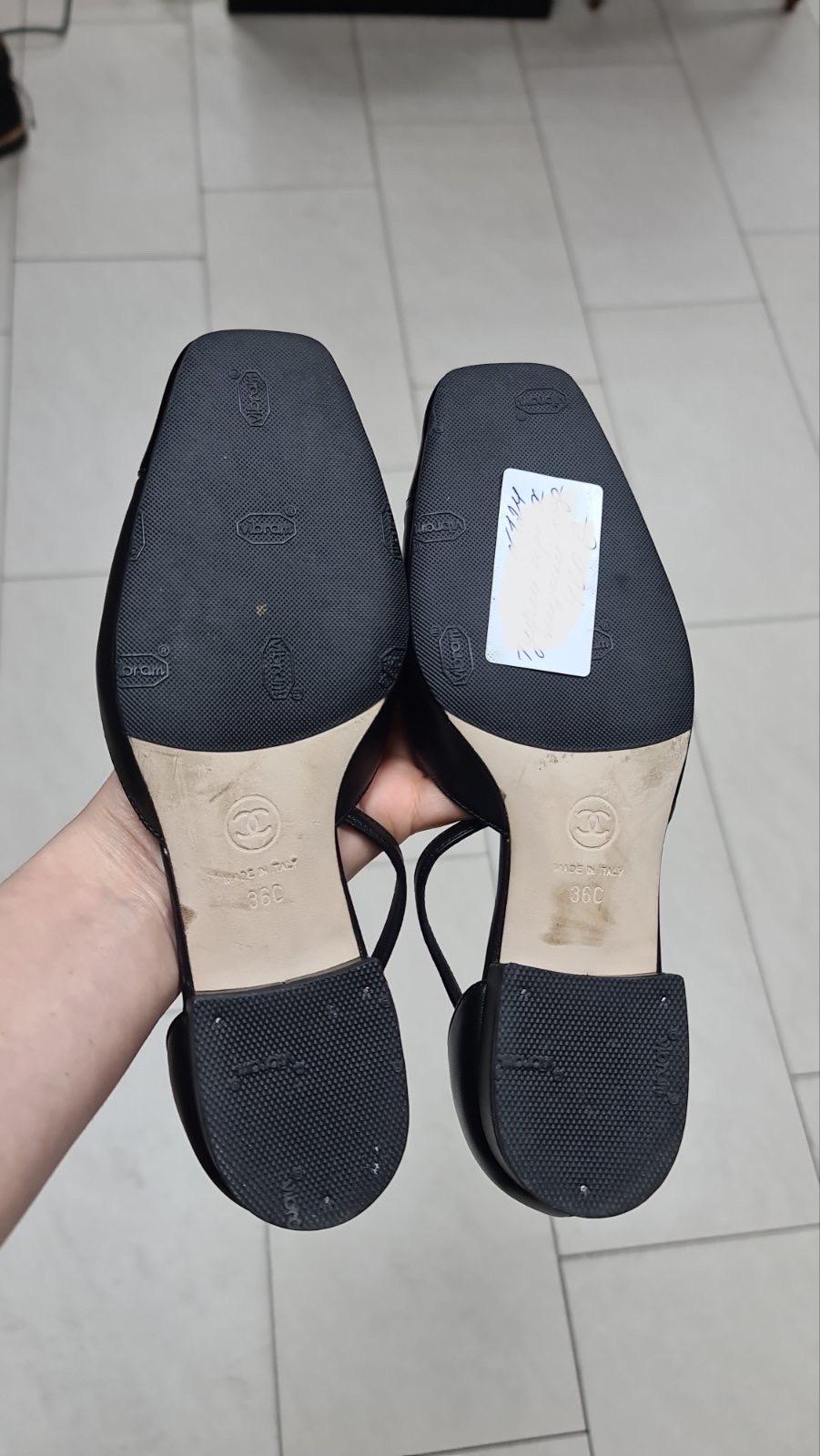 Chanel Black Leatjer Toe Flat Sandals 1