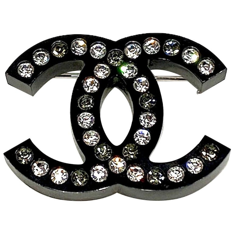 Chanel Black Lucite CC Logo Pin, Spring 2018 Collection at 1stDibs