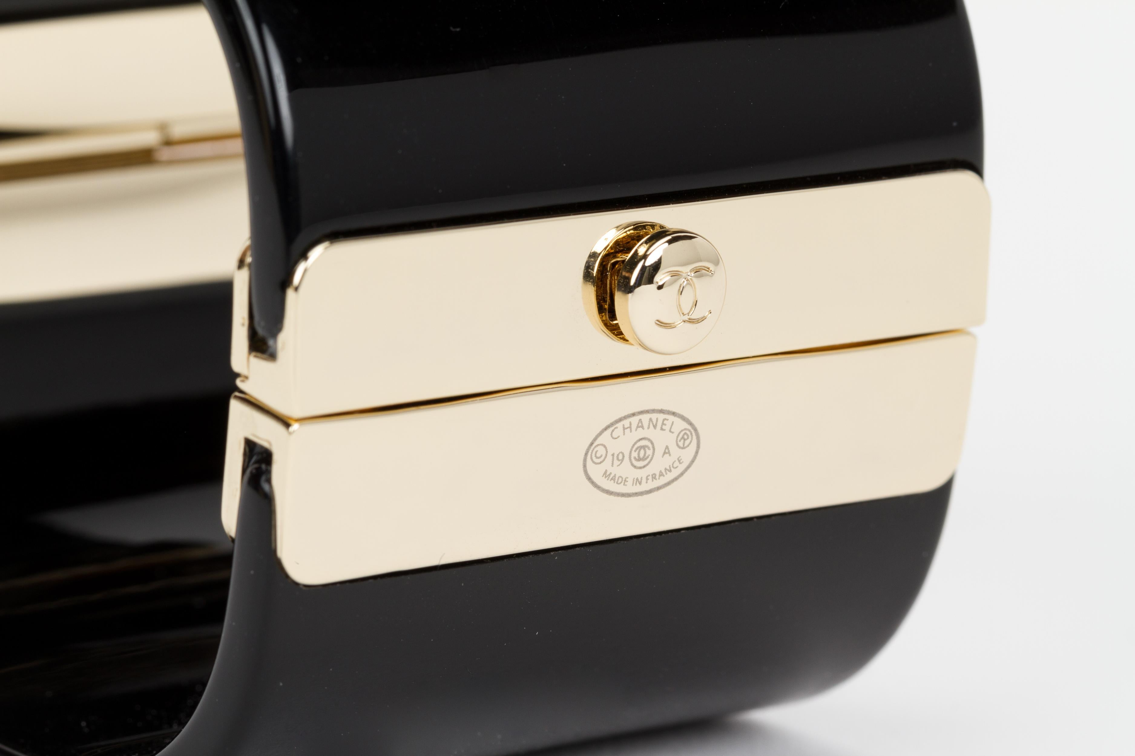 Chanel Black Lucite Pearl CC Logo Cuff In Excellent Condition In West Hollywood, CA