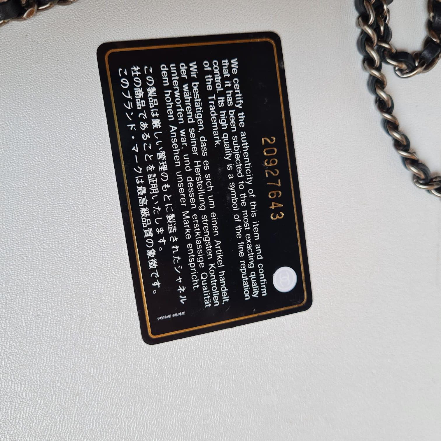 Chanel Black Lucky Charm Reissue Wallet on Chain In Good Condition In Jakarta, Daerah Khusus Ibukota Jakarta