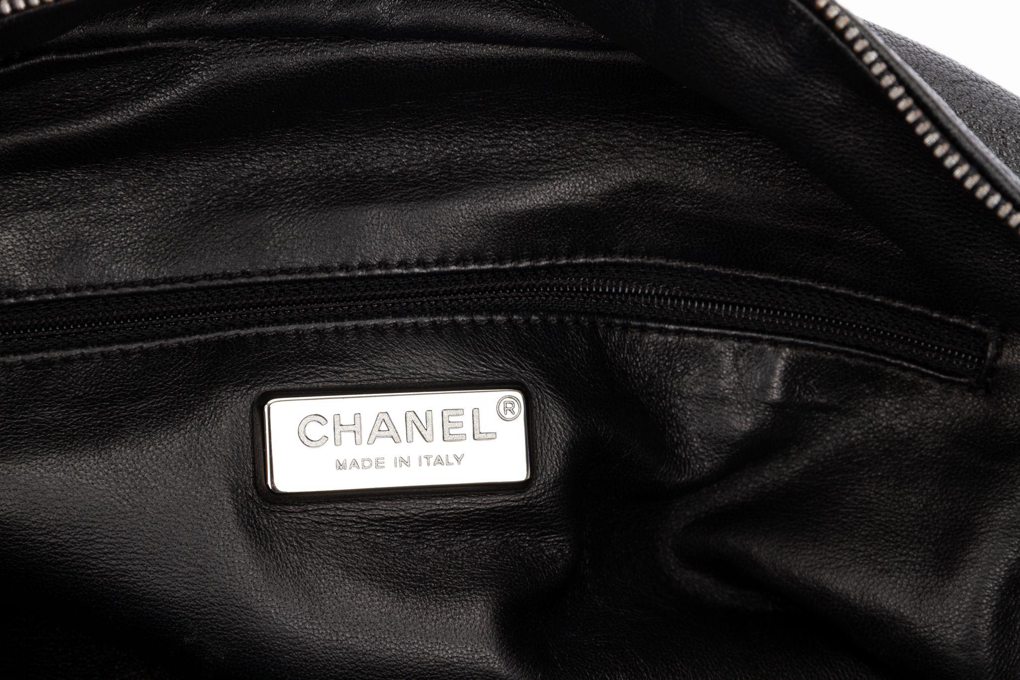 Chanel Black Luxe Ligne Bowler Bag 1