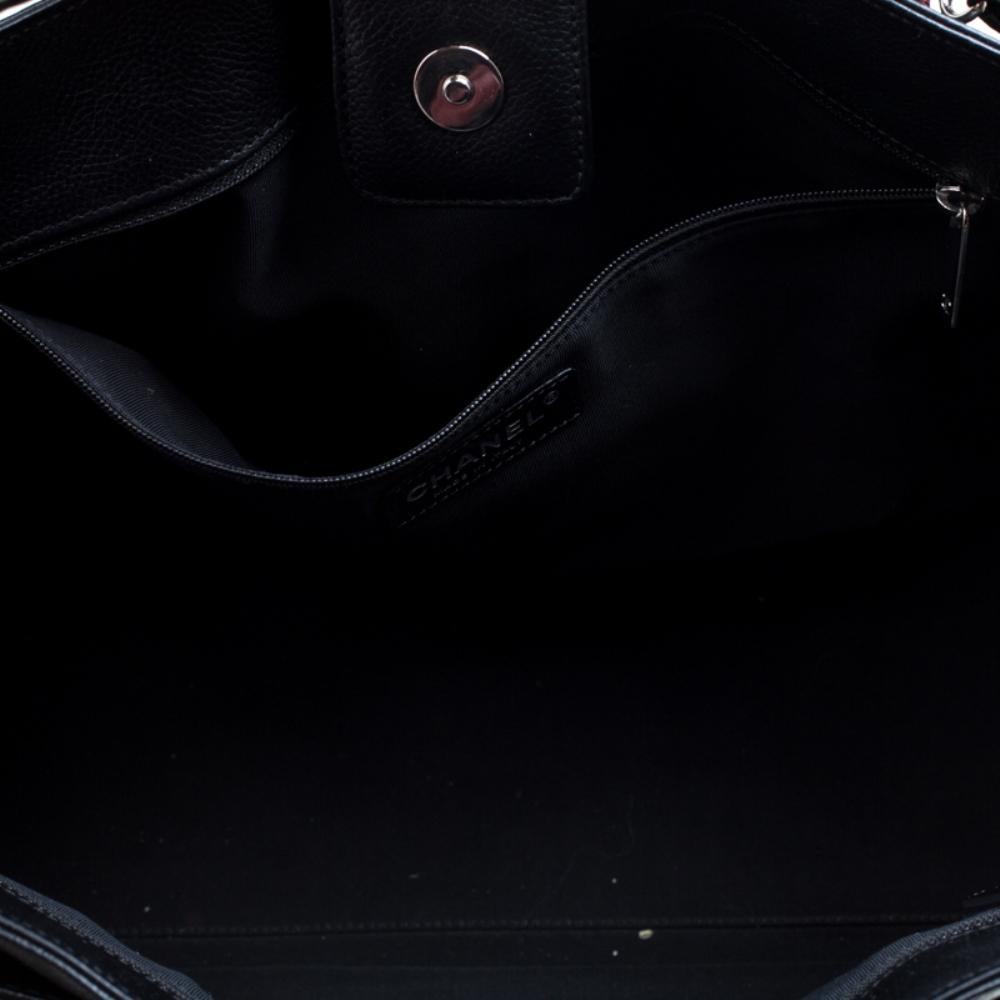 Chanel Black/Maroon Leather Top Handle Bag 4