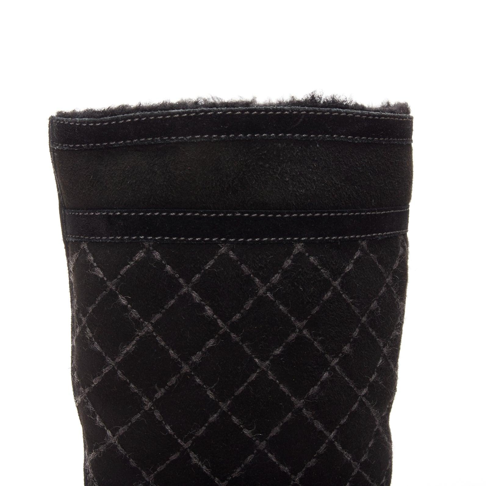 CHANEL black matelasse diamond quilt stitch suede CC logo shearling boots EU38 For Sale 4
